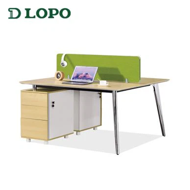 محطة العمل مع الشاشة